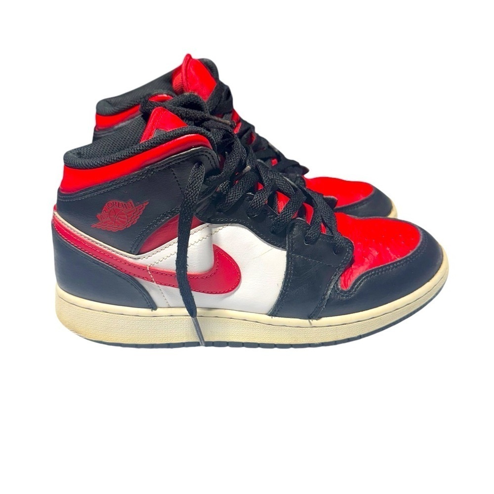 Nike Air Jordan 1 Mid Bred Toe Youth Size 7